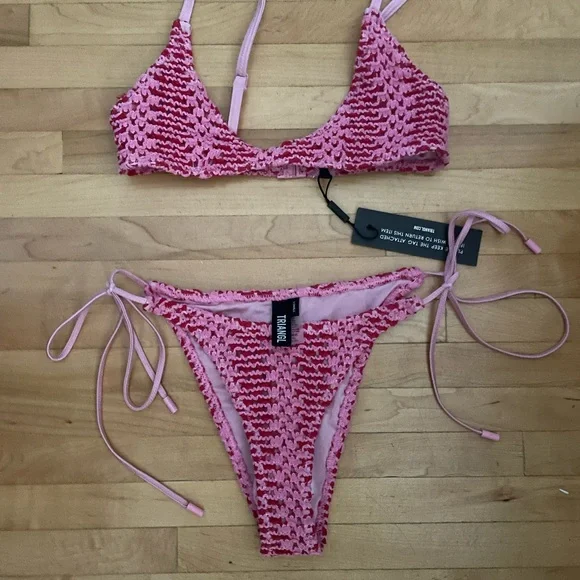 NWT Triangl Maia Alina swimsuit size XS - Picture 1 of 3